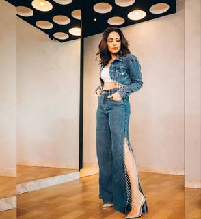 Nushrratt Bharuccha feet photo thumbnail