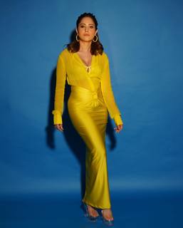 Nushrratt Bharuccha feet photo thumbnail