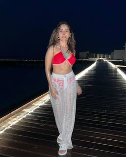 Nushrratt Bharuccha feet photo thumbnail