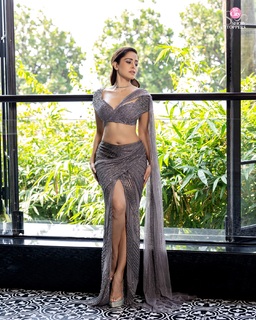 Nushrratt Bharuccha feet photo thumbnail