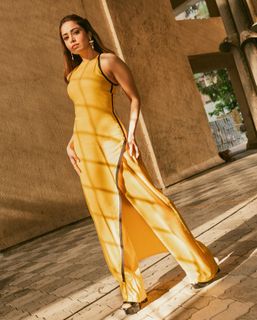 Nushrratt Bharuccha feet photo thumbnail