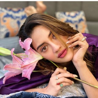 Nusrat Jahan feet photo 9