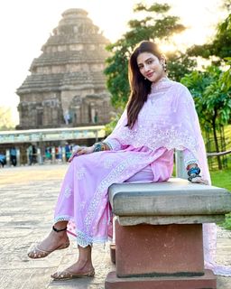 Nusrat Jahan feet photo 1