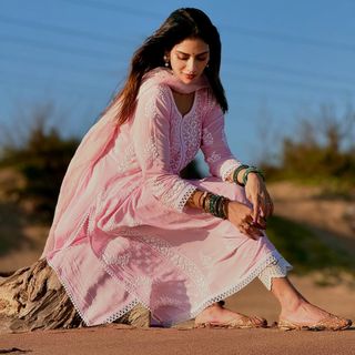 Nusrat Jahan feet photo 19