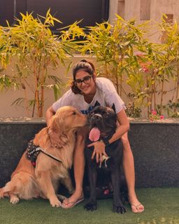 Nusrat Jahan feet photo 7