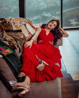 Nusrat Jahan feet photo 5