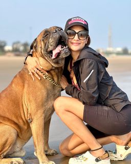Nusrat Jahan feet photo 3