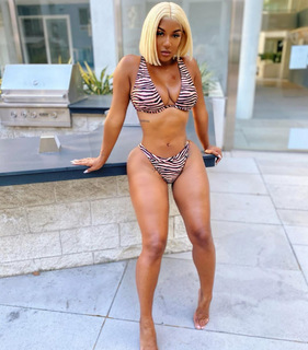 Nya Lee feet photo 17