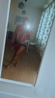Nya Lee feet photo 7