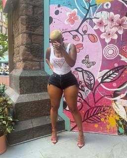 Nya Lee feet photo 12