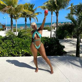 Nya Lee feet photo 1