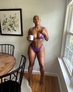 Nya Lee feet photo 11