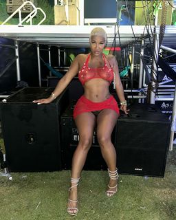 Nya Lee feet photo 9