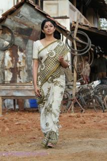 Nyla Usha feet photo 15