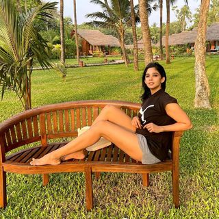 Nyla Usha feet photo 1