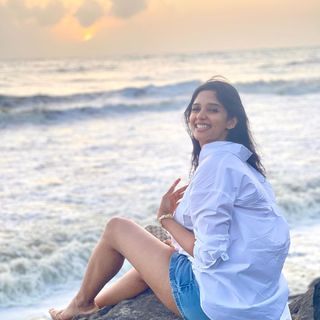 Nyla Usha feet photo 8