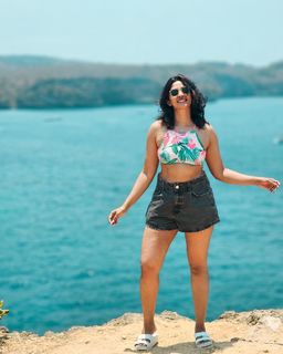 Nyla Usha feet photo 16