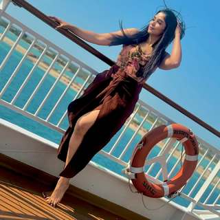 Nyla Usha feet photo 7