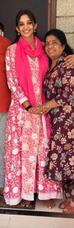 Nyla Usha feet photo 14