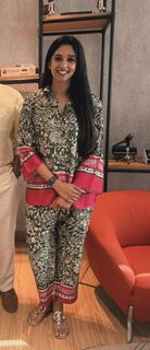 Nyla Usha feet photo 3