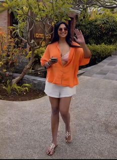 Nyla Usha feet photo 9