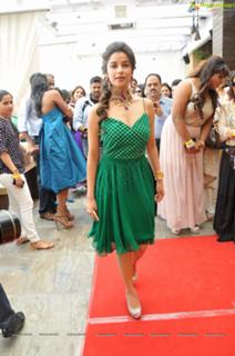 Nyra Banerjee feet photo thumbnail