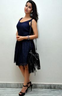 Nyra Banerjee feet photo thumbnail