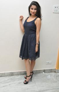 Nyra Banerjee feet photo thumbnail