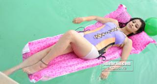 Nyra Banerjee feet photo thumbnail