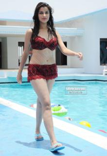 Nyra Banerjee feet photo thumbnail