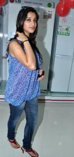 Nyra Banerjee feet photo thumbnail