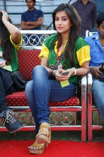 Nyra Banerjee feet photo thumbnail