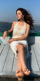 Nyra Banerjee feet photo thumbnail