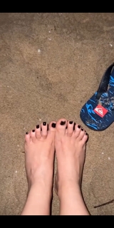 Nyra Banerjee feet photo thumbnail
