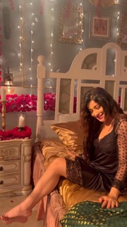 Nyra Banerjee feet photo thumbnail