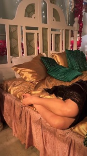 Nyra Banerjee feet photo thumbnail