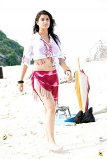 Nyra Banerjee feet photo thumbnail