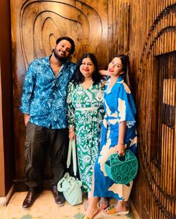 Nyra Banerjee feet photo thumbnail