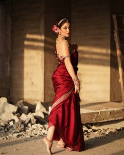 Nyra Banerjee feet photo thumbnail