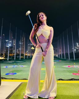 Nyra Banerjee feet photo thumbnail