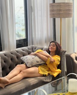 Nyra Banerjee feet photo thumbnail