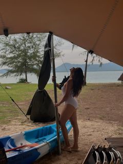 Nyra Banerjee feet photo thumbnail