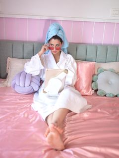 Nyra Banerjee feet photo thumbnail