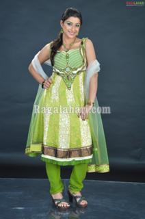 Nyra Banerjee feet photo thumbnail