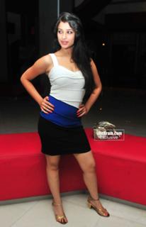 Nyra Banerjee feet photo thumbnail