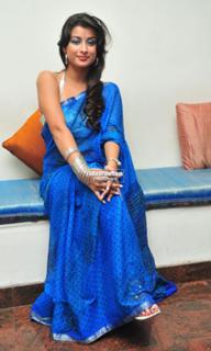 Nyra Banerjee feet photo thumbnail