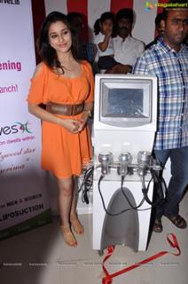 Nyra Banerjee feet photo thumbnail