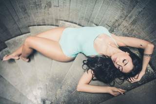 Nyvi Estephan feet photo thumbnail