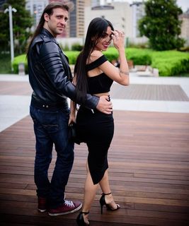 Nyvi Estephan feet photo thumbnail