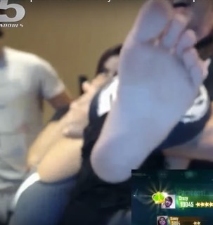Nyvi Estephan feet photo thumbnail